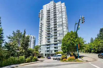 201 295 GUILDFORD WAY, Port Moody BC V3H 5N3