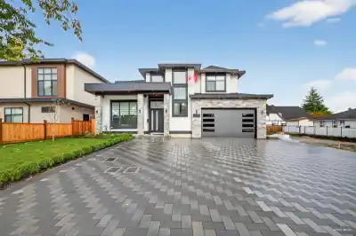 15363 94 AVENUE, Surrey BC V3R 1E2