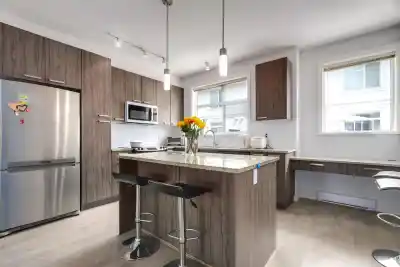 59 8355 164 STREET, Surrey BC V4N 1E3