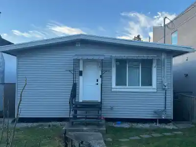 8163 18TH AVENUE, Burnaby BC V3N 1K2