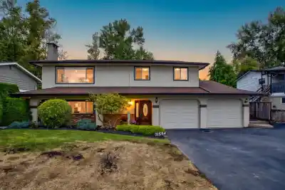 11554 WILDWOOD CRESCENT, Pitt Meadows BC V3Y 1M8