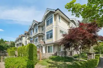 1 8277 161 STREET, Surrey BC V4N 0N3