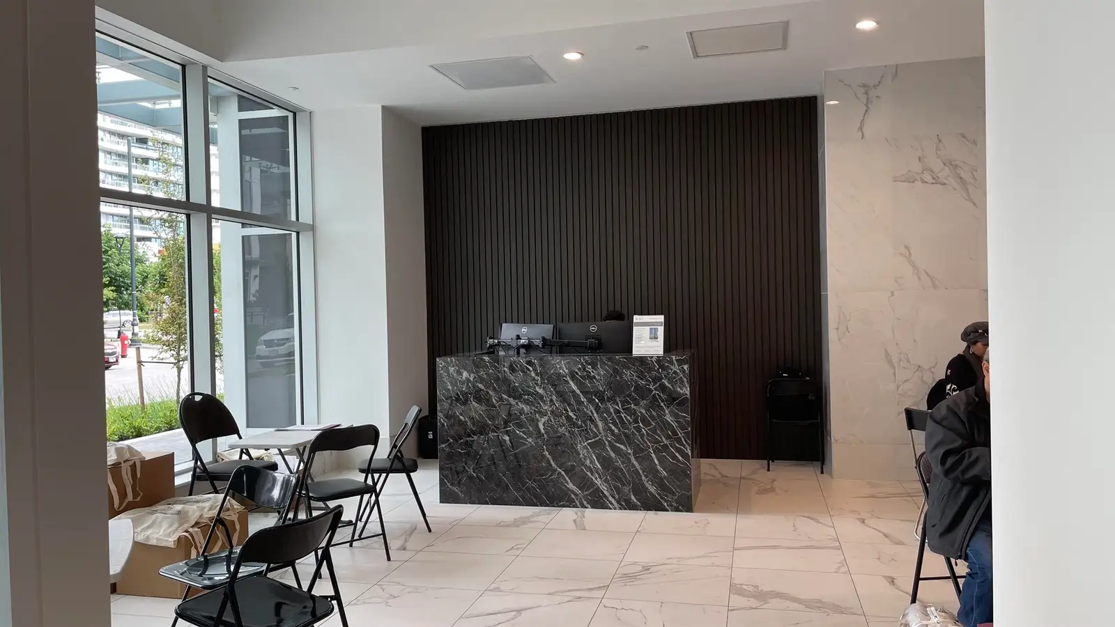 2312 13350 CENTRAL AVENUE, Surrey BC V3T 0S1