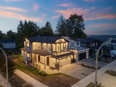 7028 205 STREET, Langley BC V2Y 1S9