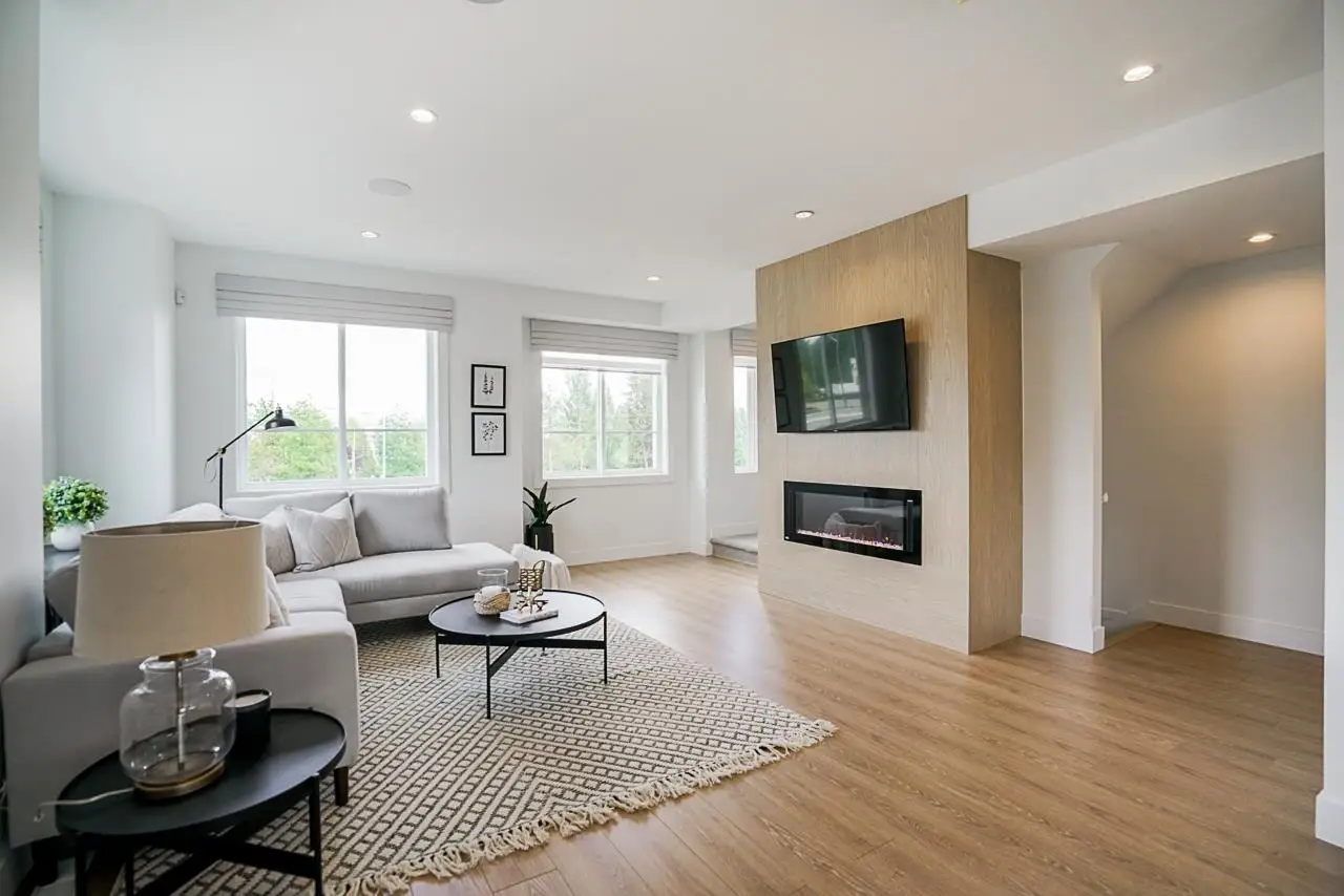 29 8140 166 STREET, Surrey BC V4N 6W1