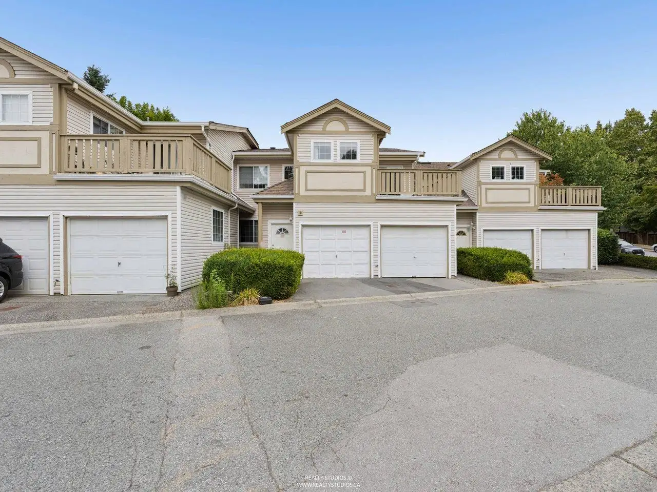 9 1328 BRUNETTE AVENUE, Coquitlam BC V3K 6K1