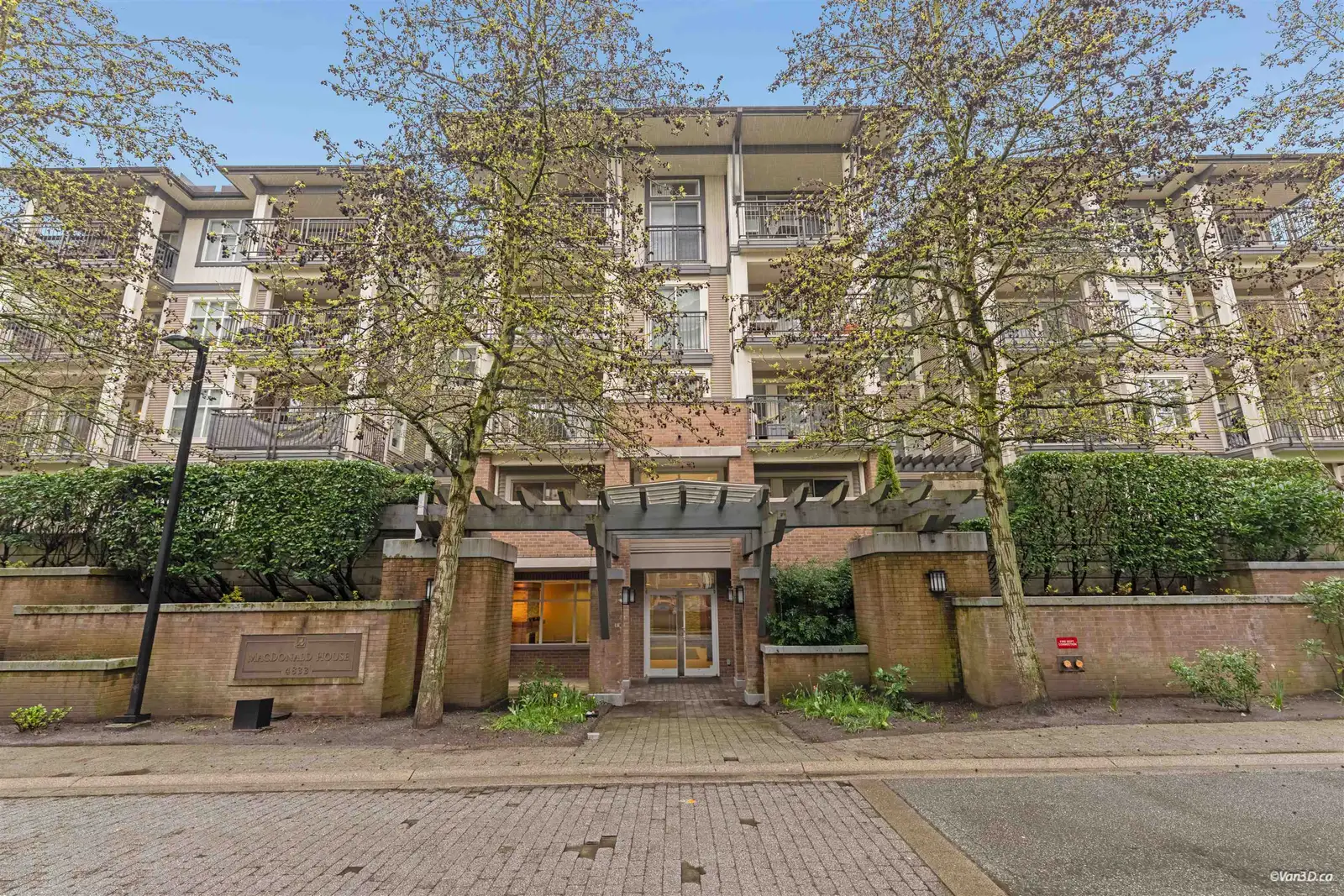 217 4833 BRENTWOOD DRIVE, Burnaby BC V5C 0C3