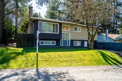 15084 RAVEN PLACE, Surrey BC V3R 4T2