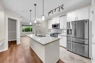 201 20328 86 AVENUE, Langley BC V2Y 3L5