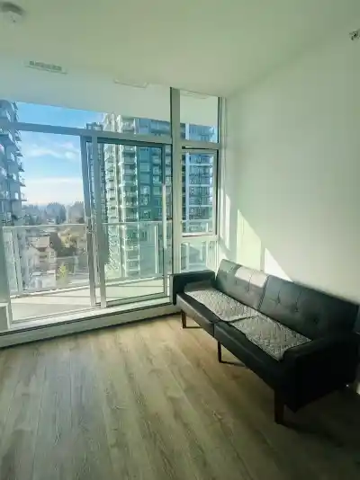1301 13350 CENTRAL AVENUE, Surrey BC V3T 0S1