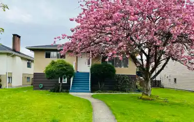 4708 WESTLAWN DRIVE, Burnaby BC V5C 3R3
