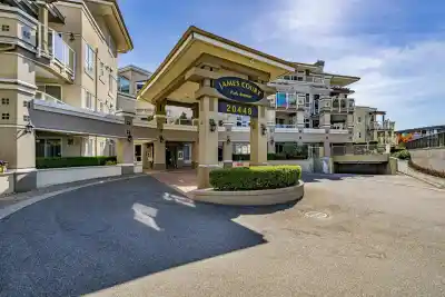 401 20448 PARK AVENUE, Langley BC V3A 4N3