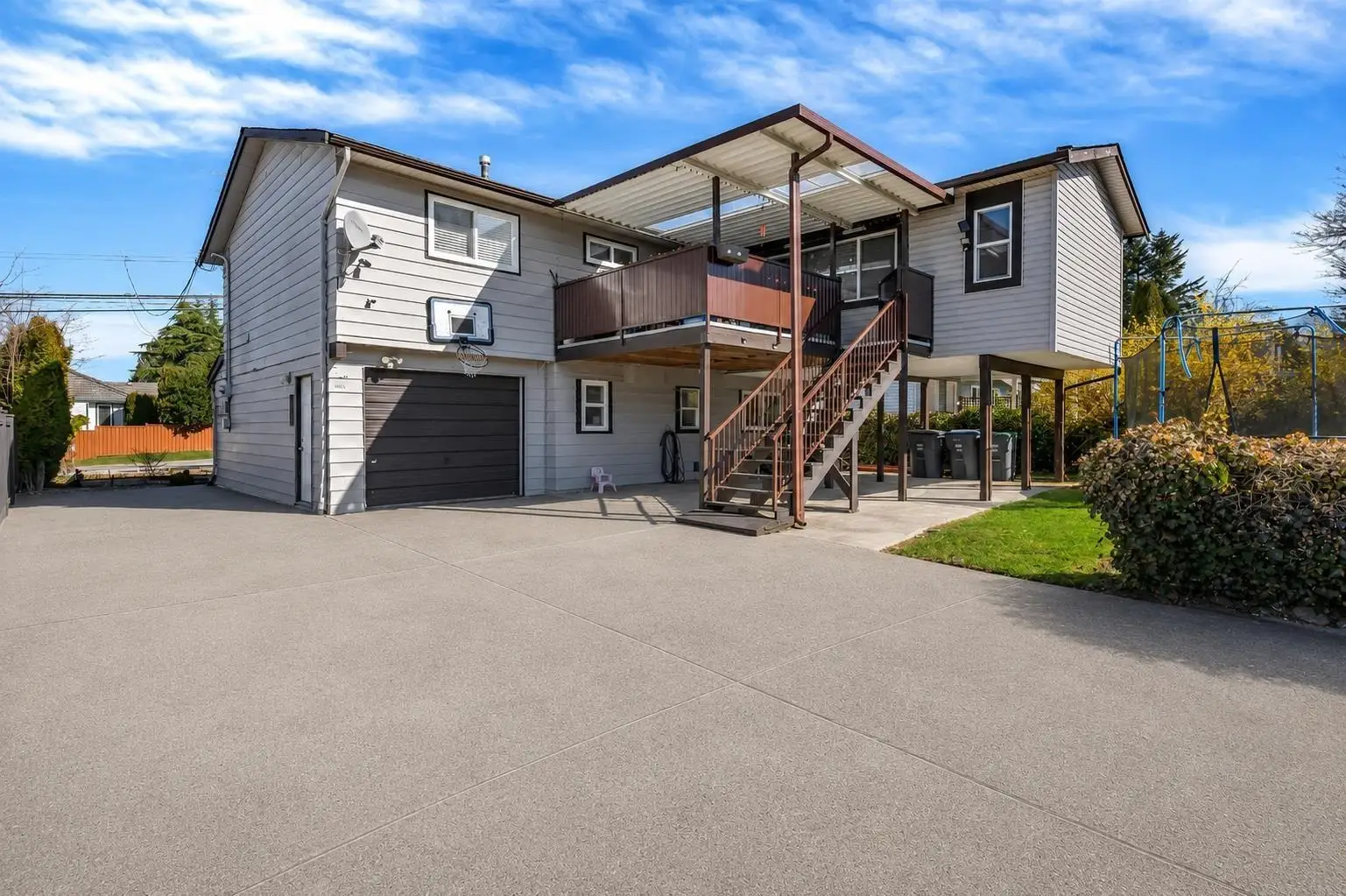 18240 64 AVENUE, Surrey BC V3S 8A7