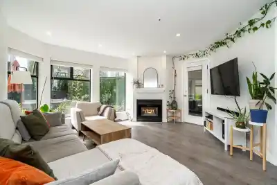 105 2968 BURLINGTON DRIVE, Coquitlam BC V3B 7N4