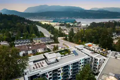 210 2015 ST. JOHNS STREET, Port Moody BC V3H 0N5