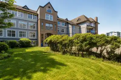 424 20200 56 AVENUE, Langley BC V3A 8S1