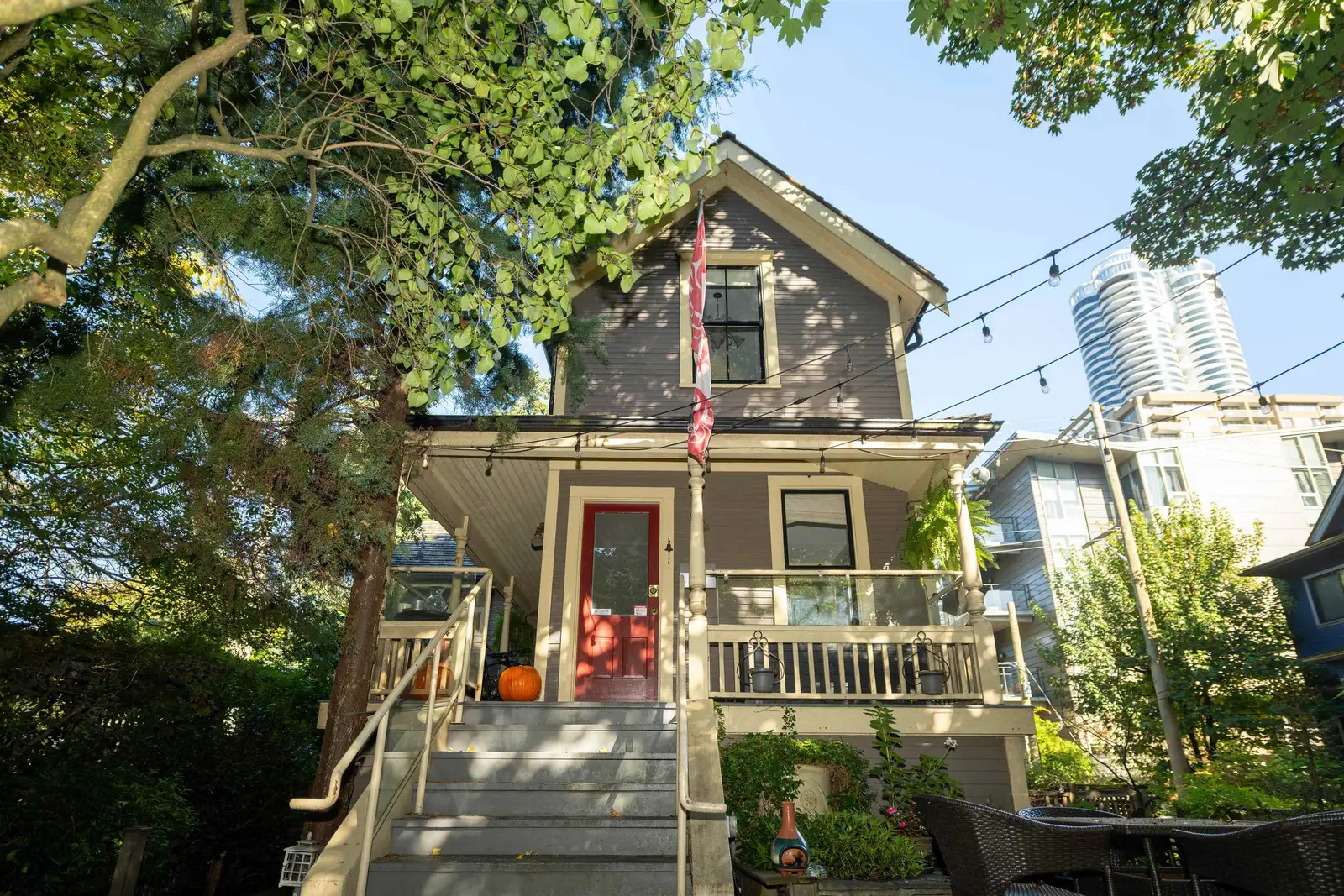 1117 PENDRELL STREET, Vancouver BC V6E 1L3