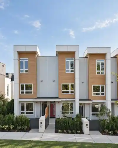 206 639 ASPEN STREET, Coquitlam BC V3J 0R9
