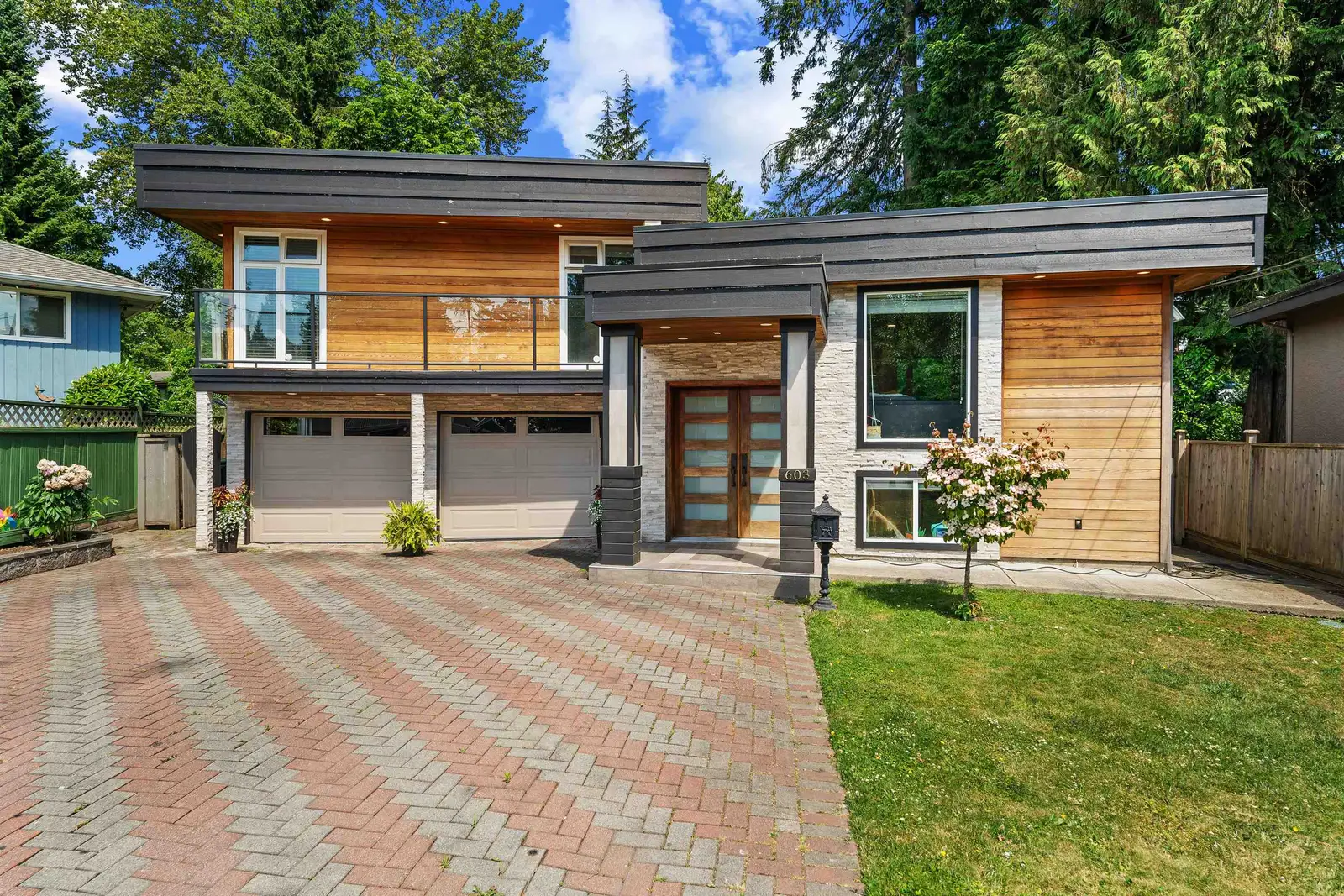 603 RIALTO COURT, Coquitlam BC V3J 6K7