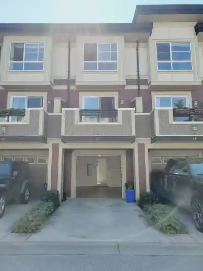 61 19477 72A AVENUE, Surrey BC V4N 6M2