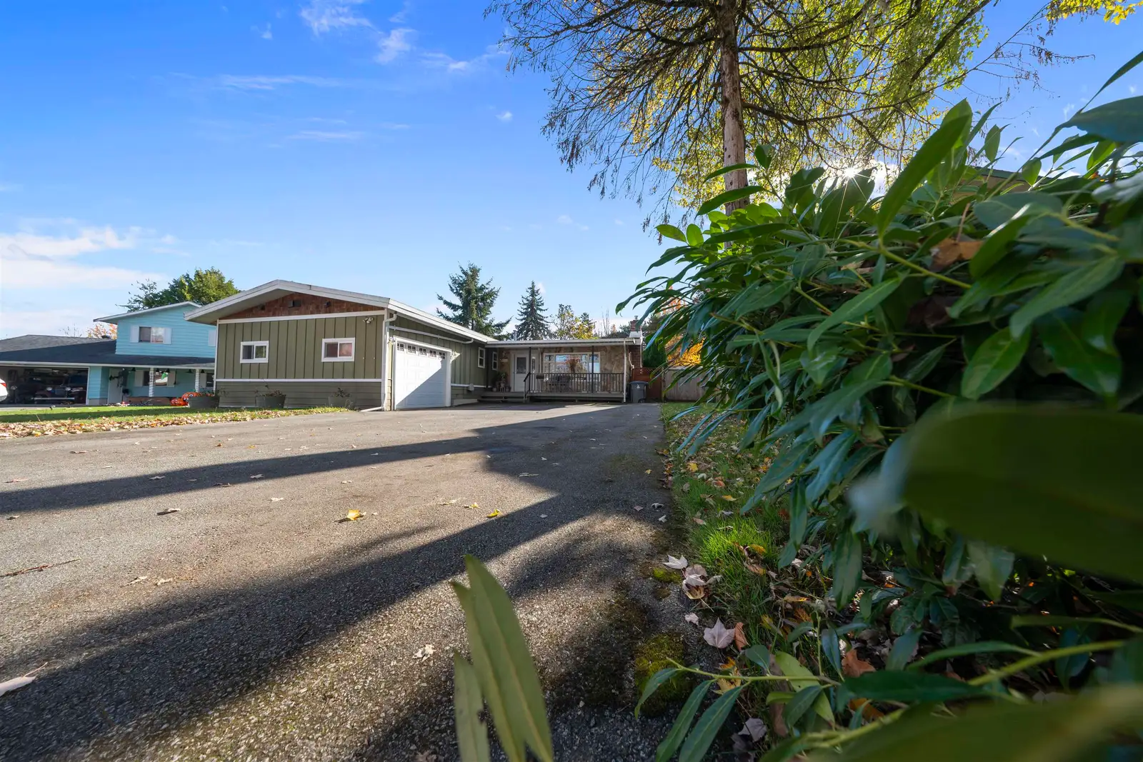 17254 61B AVENUE, Surrey BC V3S 5M7