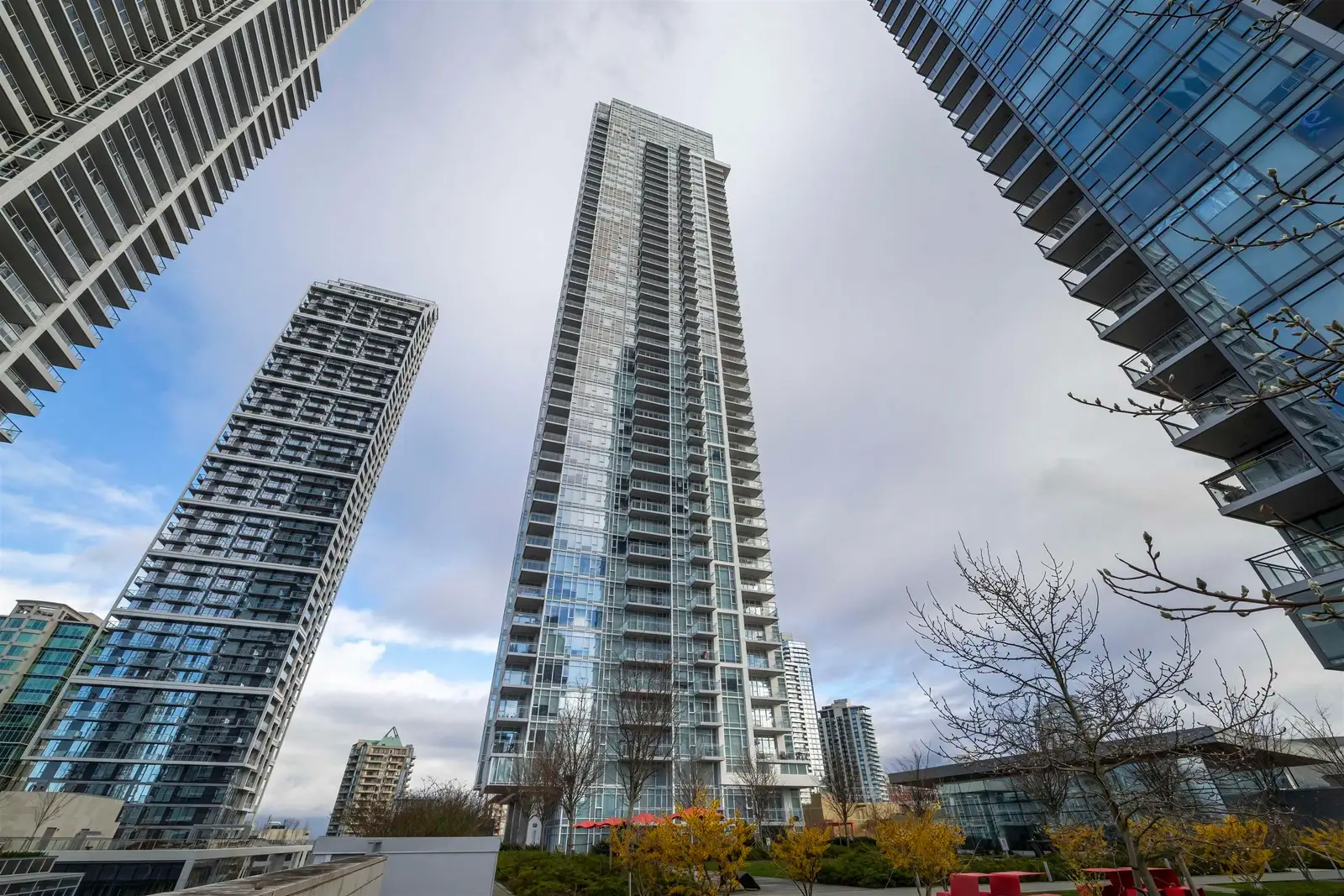 4507 4670 ASSEMBLY WAY, Burnaby BC V5H 0H3
