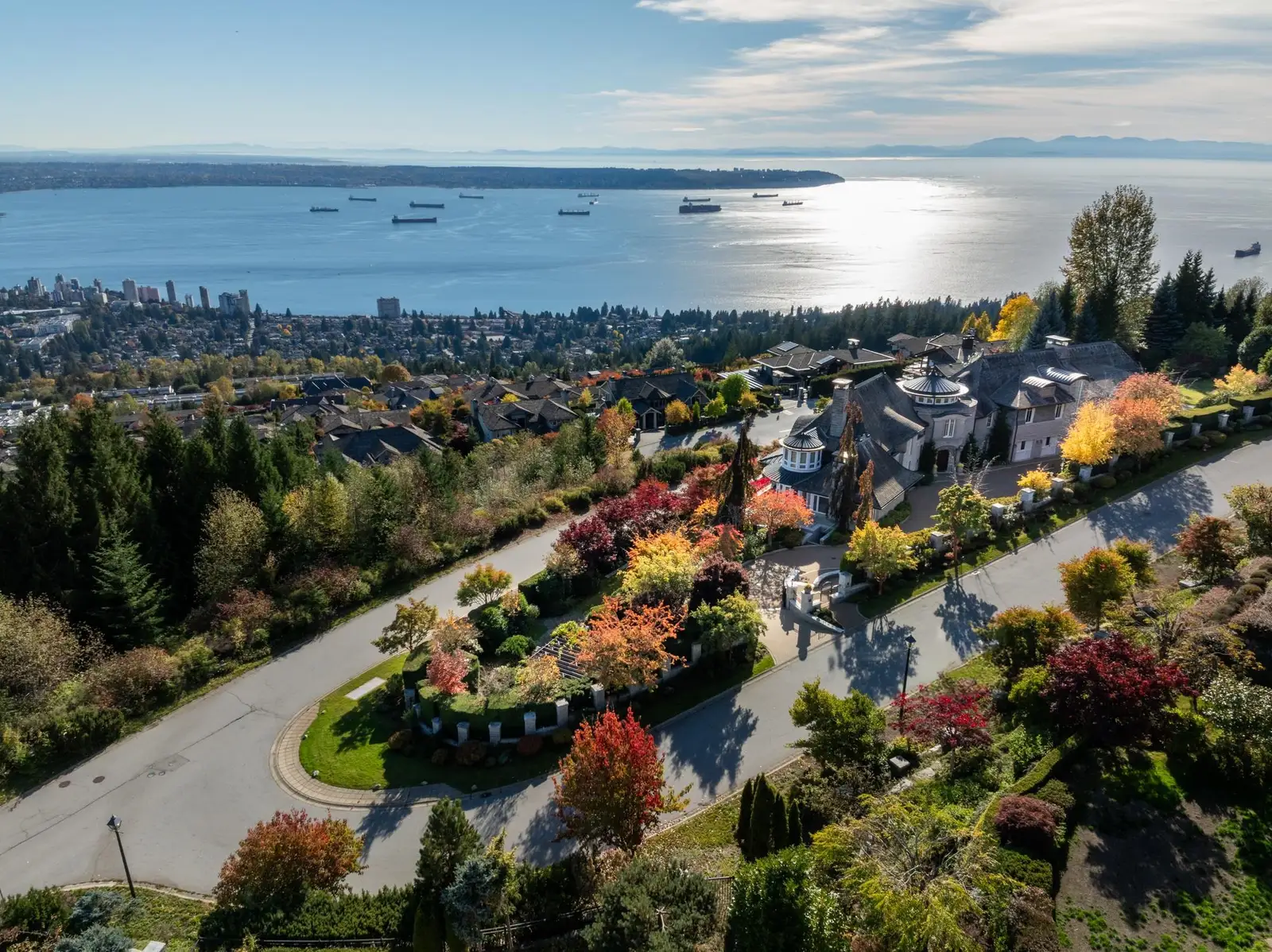 2743 WILLOUGHBY ROAD, West Vancouver BC V7S 3K3