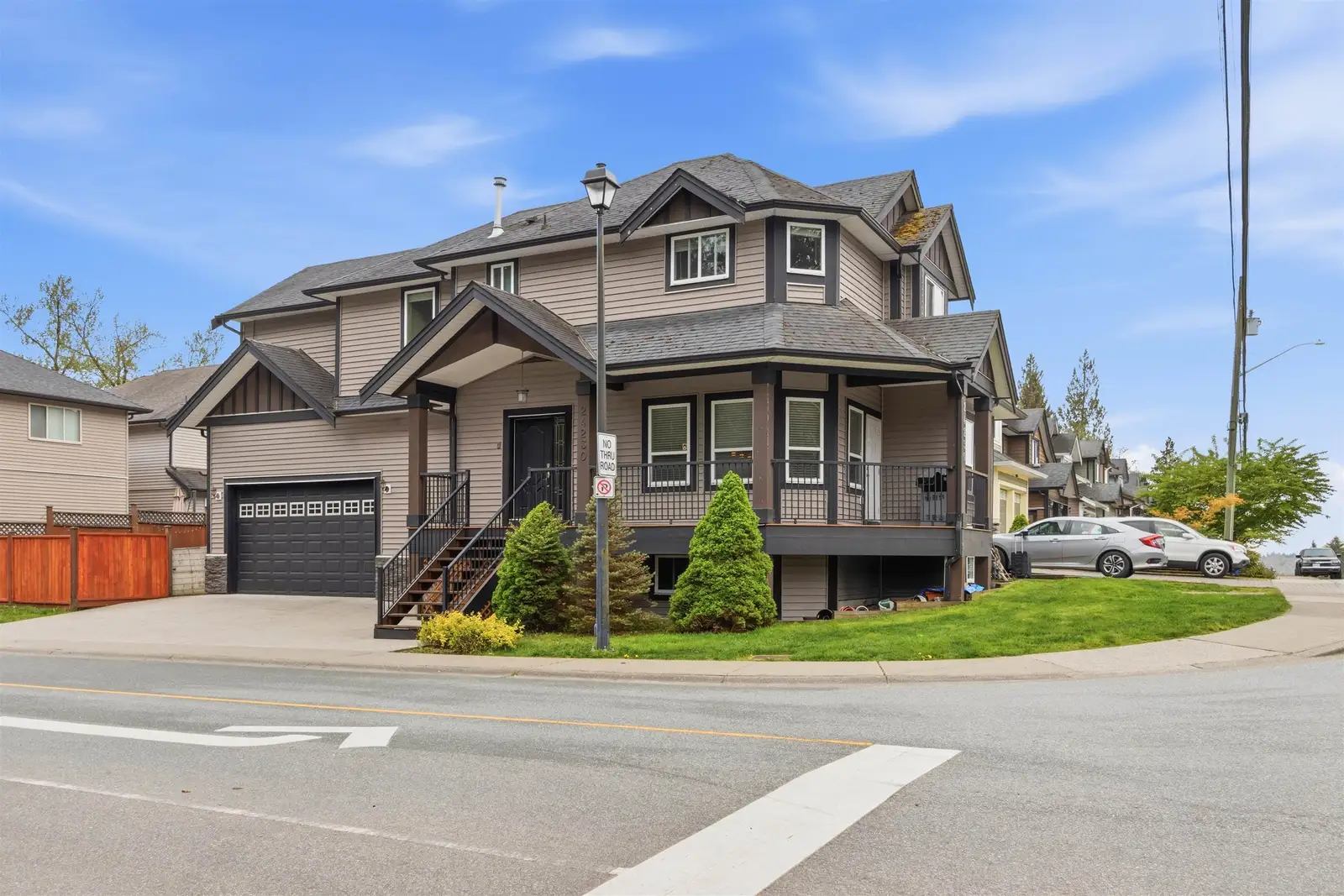 24230 104 AVENUE, Maple Ridge BC V2W 0E4