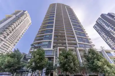 3303 13308 CENTRAL AVENUE, Surrey BC V3T 0M4