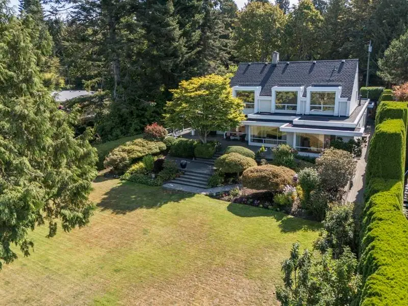 2547 CRESCENT DRIVE, Surrey BC V4A 3J9