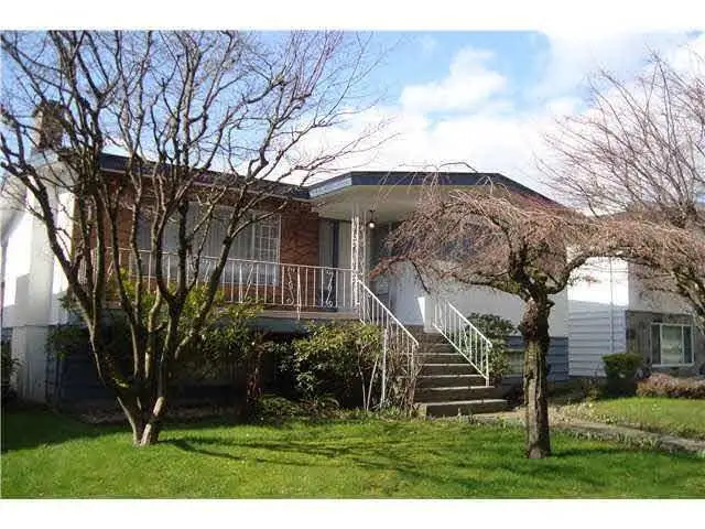 7541 KERR STREET, Vancouver BC V5S 3E4