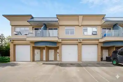 213 5678 199 STREET, Langley BC V3A 1H8