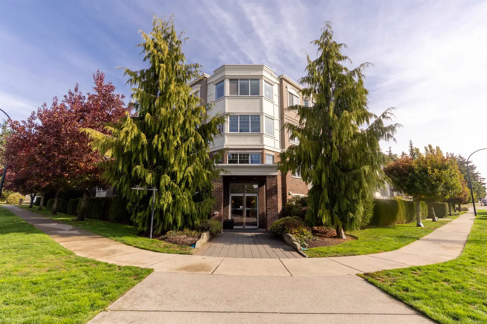 306 15357 ROPER AVENUE, White Rock BC V4B 2G2