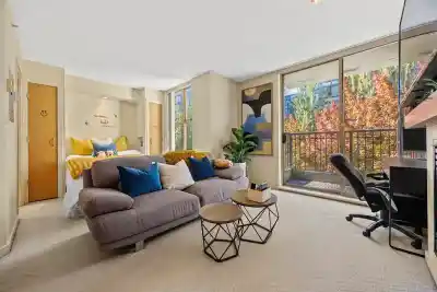 408 989 RICHARDS STREET, Vancouver BC V6B 6R6
