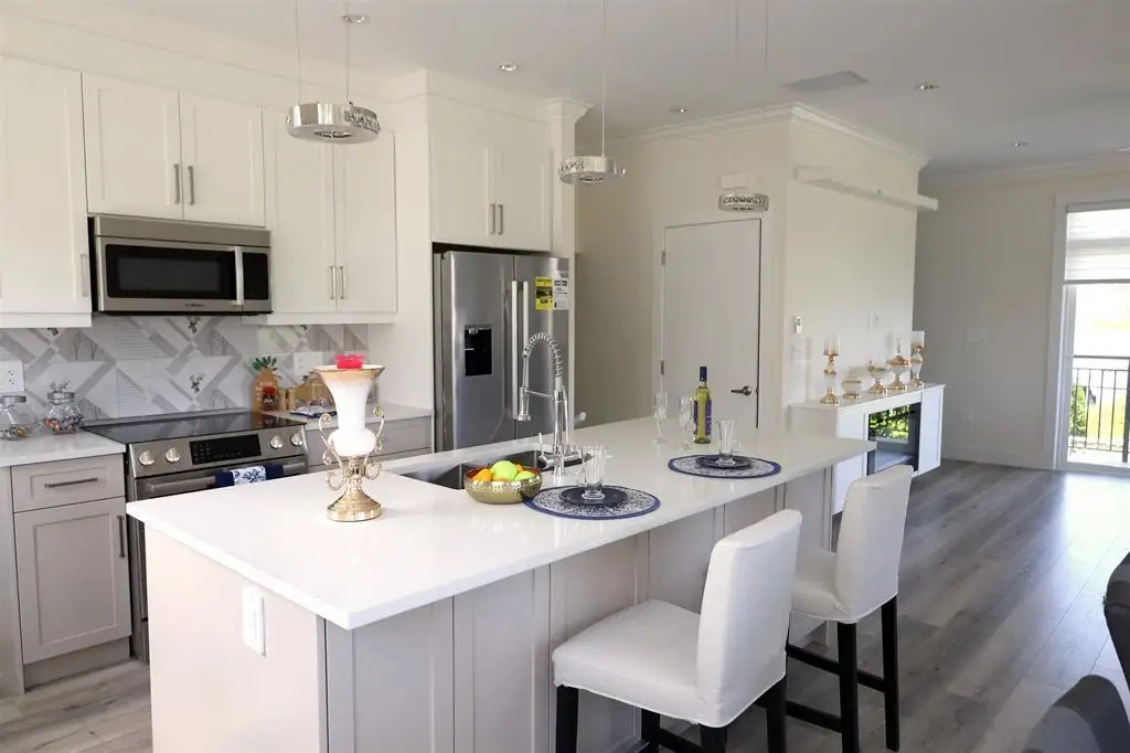 27 8181 135A STREET, Surrey BC V3W 3N8