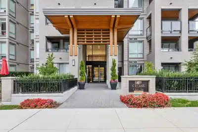 522 7588 16TH STREET, Burnaby BC V3N 0H8