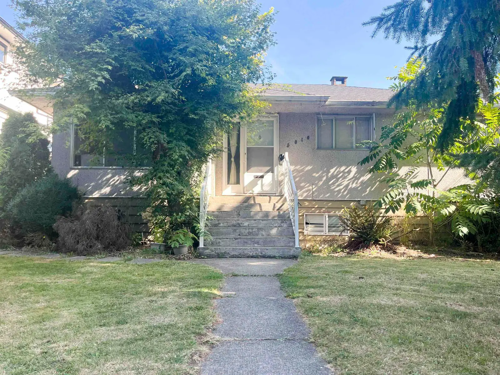 5010 LORRAINE AVENUE, Burnaby BC V5G 2S2