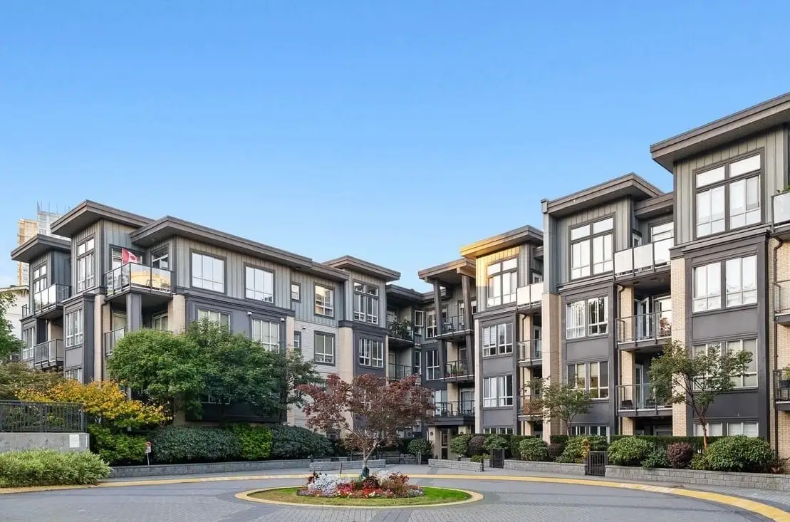 217 225 FRANCIS WAY, New Westminster BC V3L 0G1
