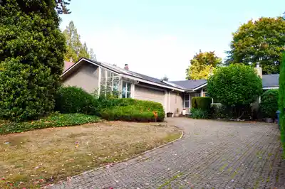 10430 FRASERGLEN DRIVE, Surrey BC V4N 1T5