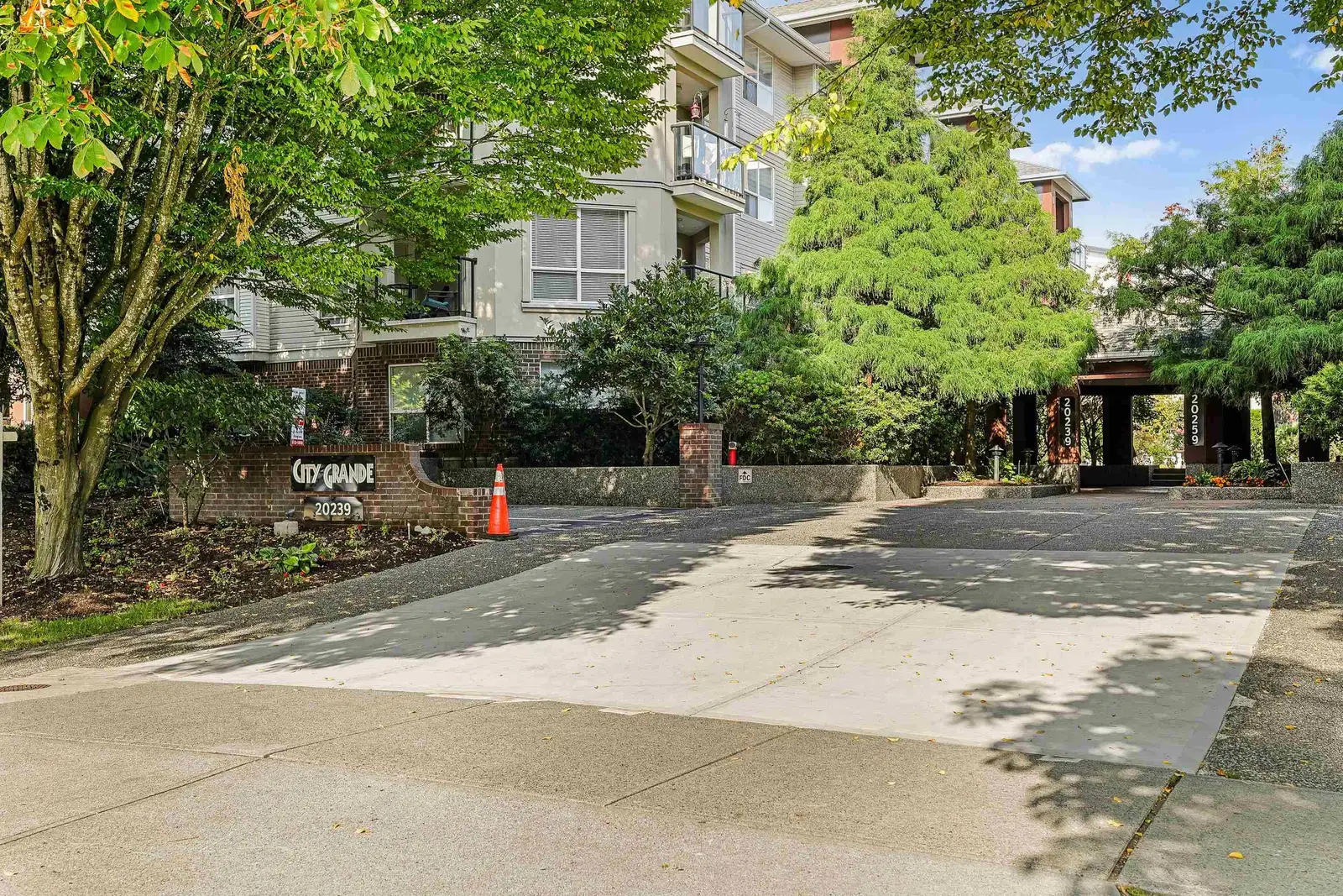 107 20239 MICHAUD CRESCENT, Langley BC V3A 8L1