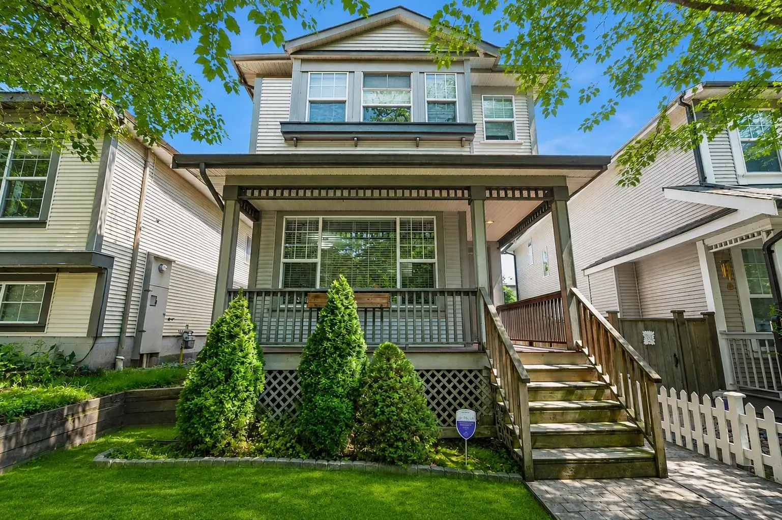 10280 242B STREET, Maple Ridge BC V2W 1Y1