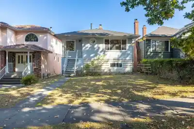 1060 KELOWNA STREET, Vancouver BC V5K 4E3