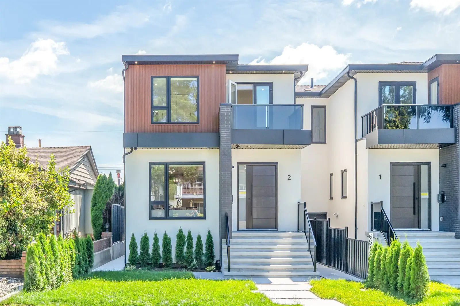 2 6512 GRANT STREET, Burnaby BC V5B 2K8