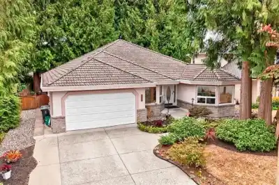 4484 210A STREET, Langley BC V3A 8M2