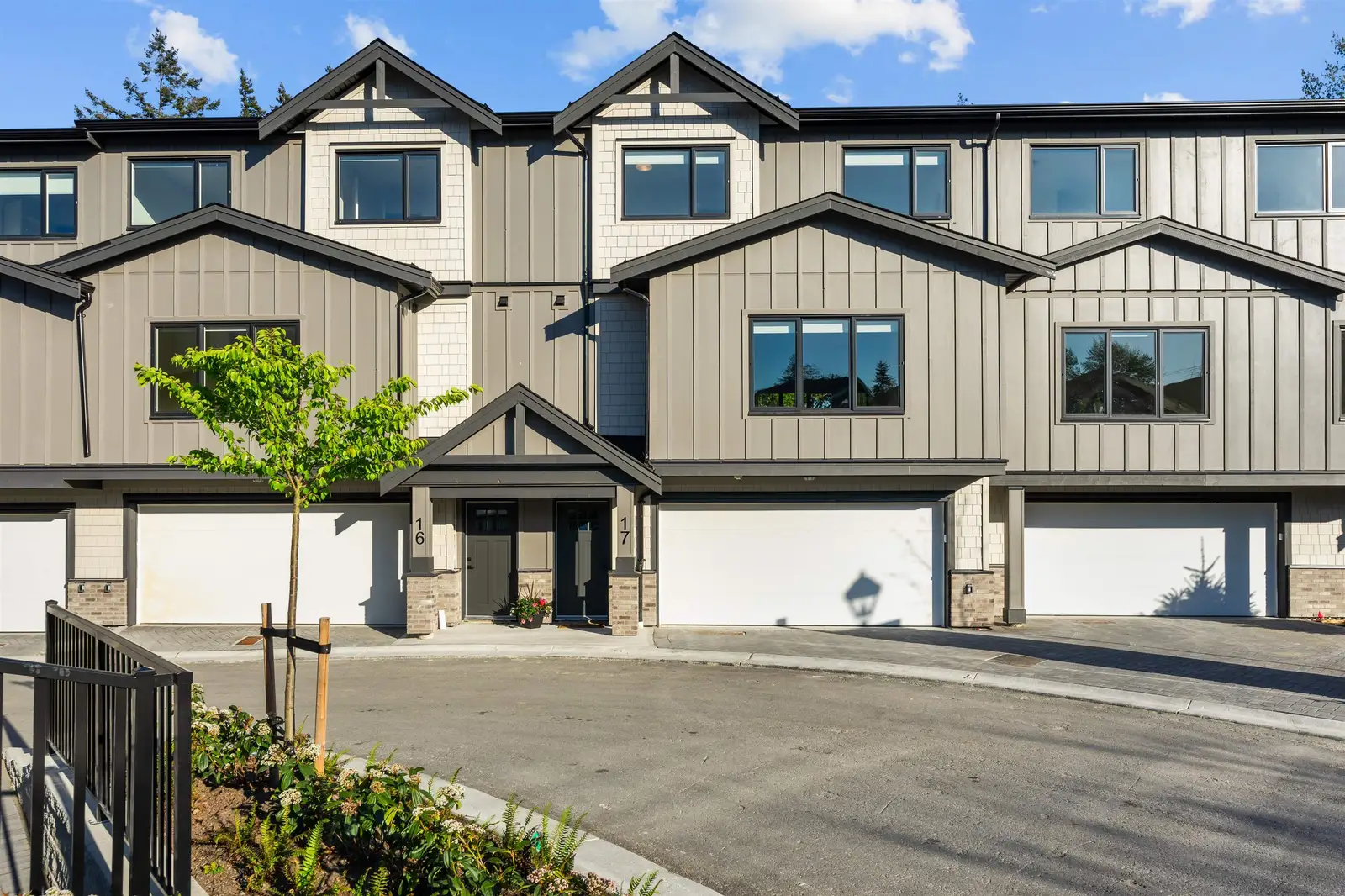 11 6828 208A STREET, Langley BC V2Y 4C4