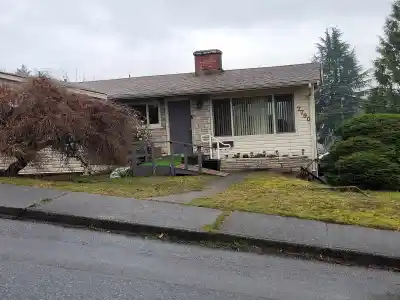 7790 ELFORD STREET, Burnaby BC V3N 4B7