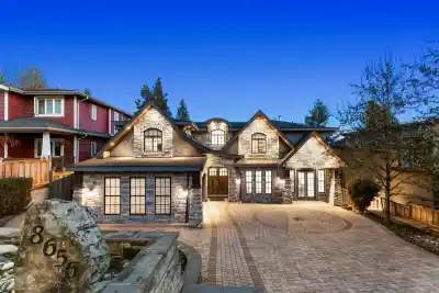8656 GILLEY AVENUE, Burnaby BC V5J 4Y5