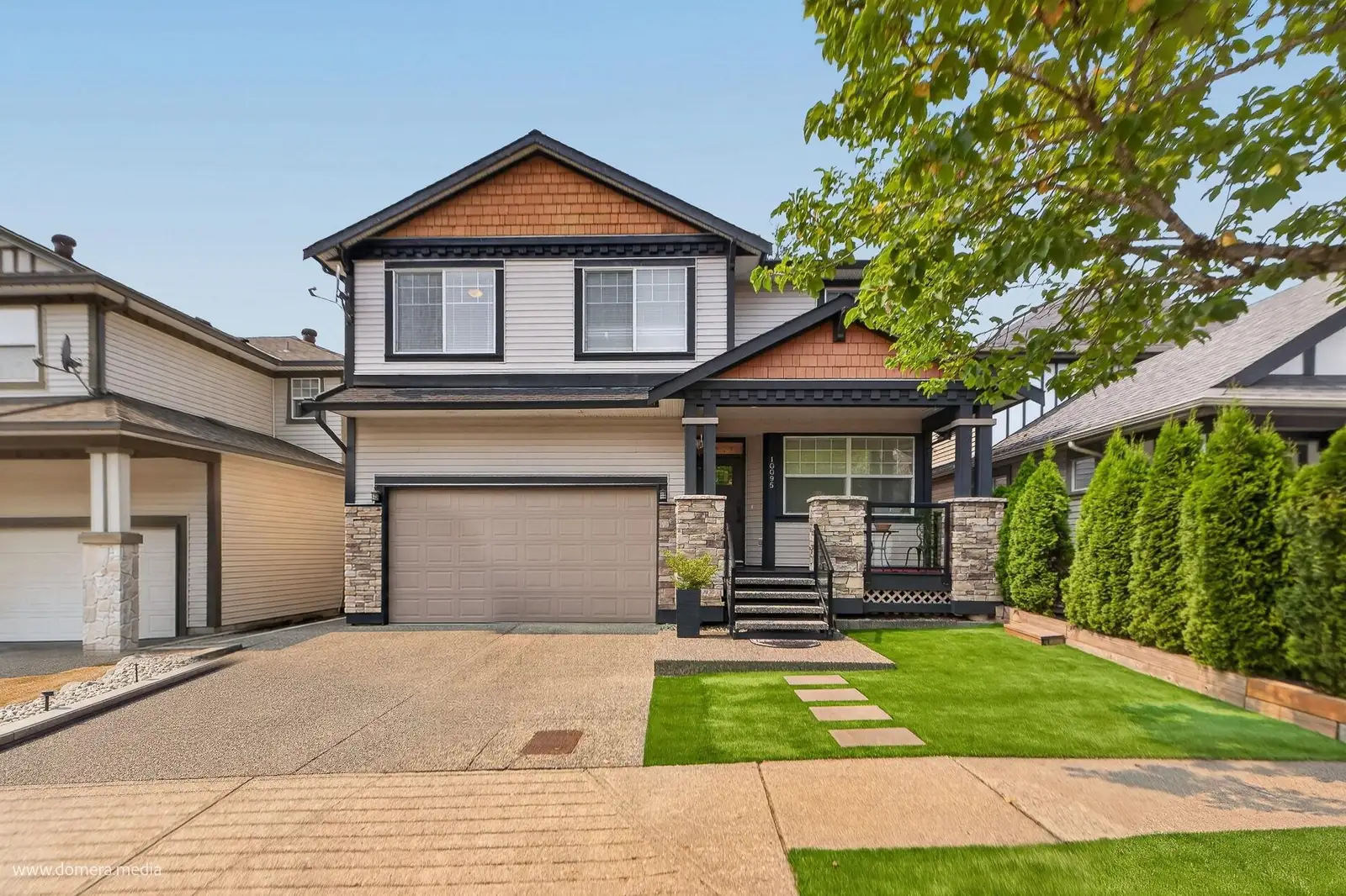 10095 241A STREET, Maple Ridge BC V2W 2C9