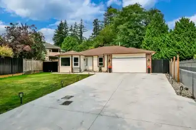 12925 65 AVENUE, Surrey BC V3W 9H4