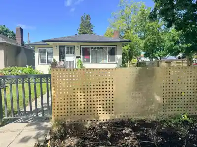 2815 NANAIMO STREET, Vancouver BC V5N 5G2
